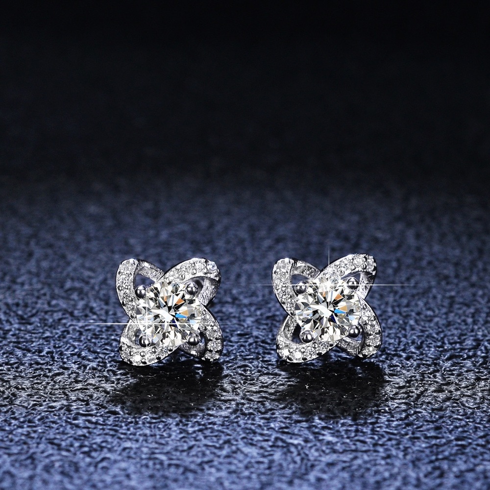 New Moissanite Earrings 1CT (0.5CT *2) 18K White Gold Plated Sterling Silver